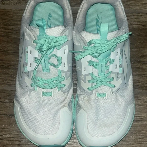Altra Women's Lone Peak 7 Trail Athletic Shoes in White and Mint - Picture 2 of 6